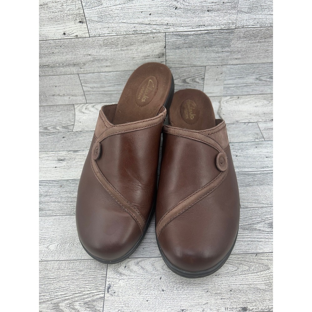 Clarks Bendables Brown Leather Clogs Mules Button Detail 66788 Women 10W Wide